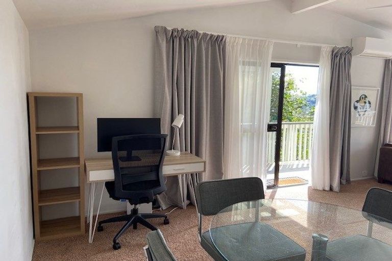 Photo of property in 4a Tui Grove, Elderslea, Upper Hutt, 5018