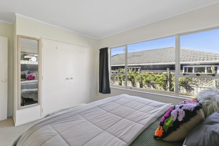 Photo of property in 3/85 Broderick Road, Johnsonville, Wellington, 6037