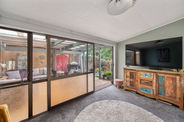 Photo of property in 49 Faraday Street, Hospital Hill, Napier, 4110