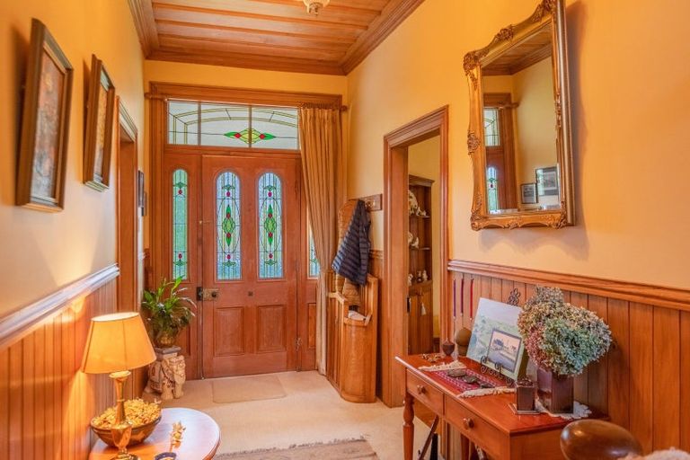 Photo of property in 3 Saint Marys Road, Waipukurau, 4200