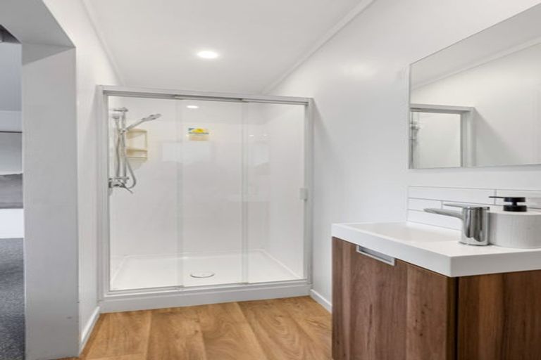 Photo of property in 11 Shuttleworth Place, Manly, Whangaparaoa, 0930