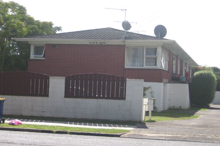 Photo of property in 2/155 Shakespeare Road, Milford, Auckland, 0620