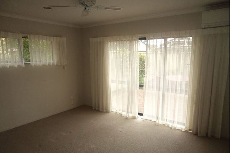 Photo of property in 33 Keswick Crescent, Huntington, Hamilton, 3210