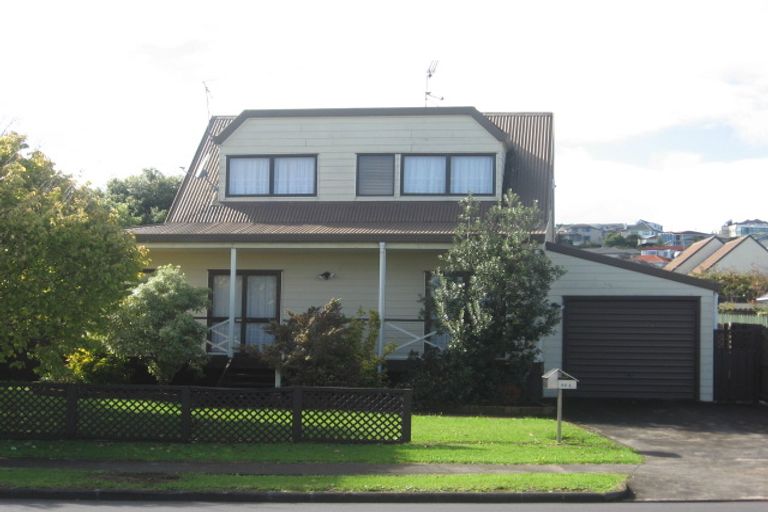 Photo of property in 2/82 Aviemore Drive, Highland Park, Auckland, 2010