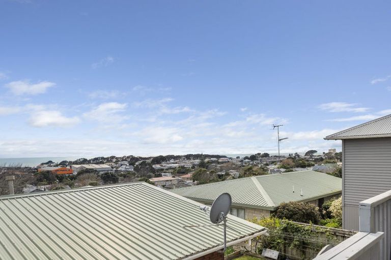Photo of property in 75 Belt Road, New Plymouth, 4310