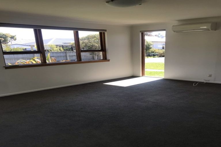 Photo of property in 4/102 Edward Avenue, Edgeware, Christchurch, 8013