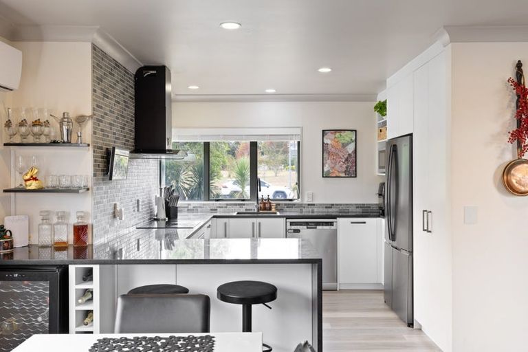 Photo of property in 288 Grandview Road, Western Heights, Hamilton, 3200