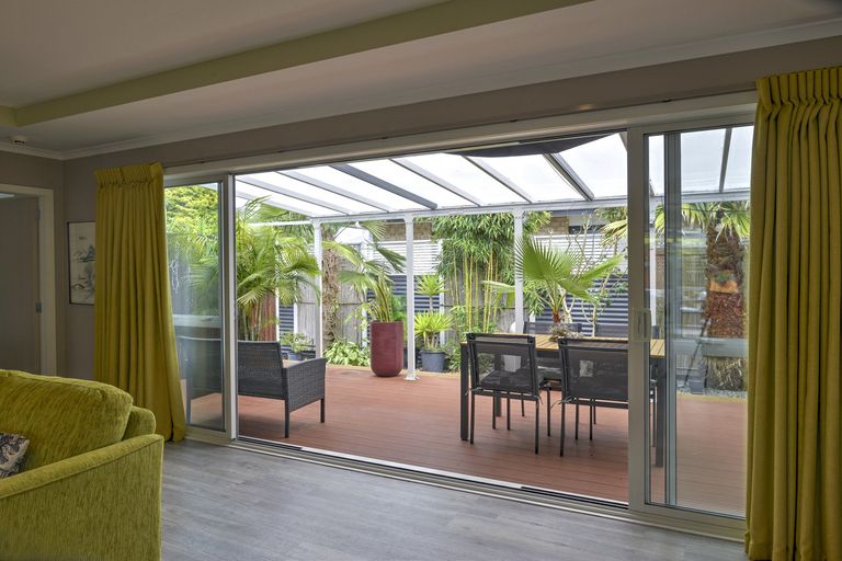 Photo of property in 14 Howard Street, Carterton, 5713