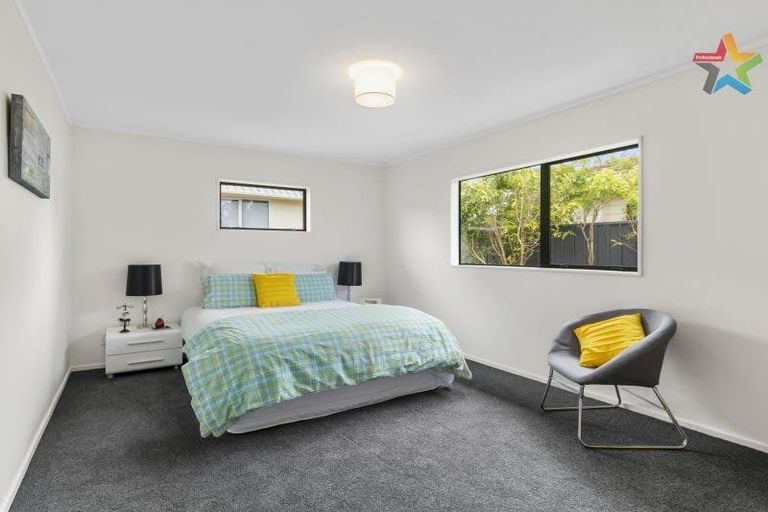 Photo of property in 33 Godley Street, Waterloo, Lower Hutt, 5011
