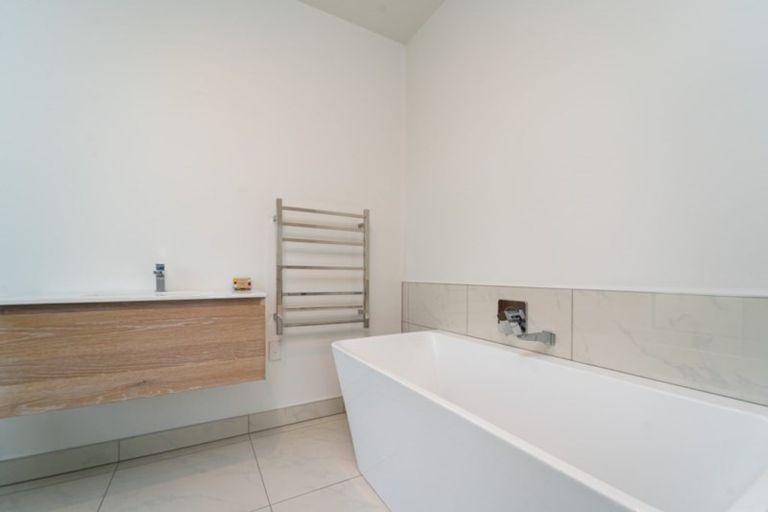 Photo of property in 37 Governors Green Drive, Greytown, 5712