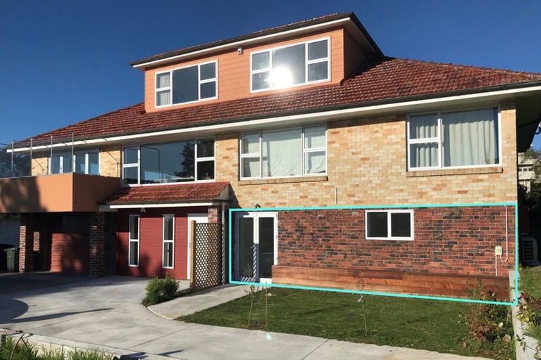 Photo of property in 1/53 Seaview Road, Glenfield, Auckland, 0629