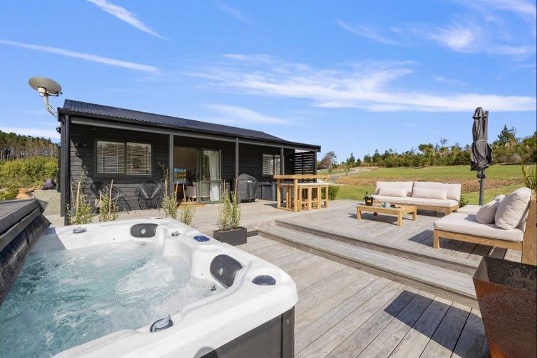 Photo of property in 23 Pine Valley Glade, Mangawhai, 0573