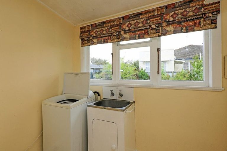Photo of property in 604 Avenue Road West, Saint Leonards, Hastings, 4120
