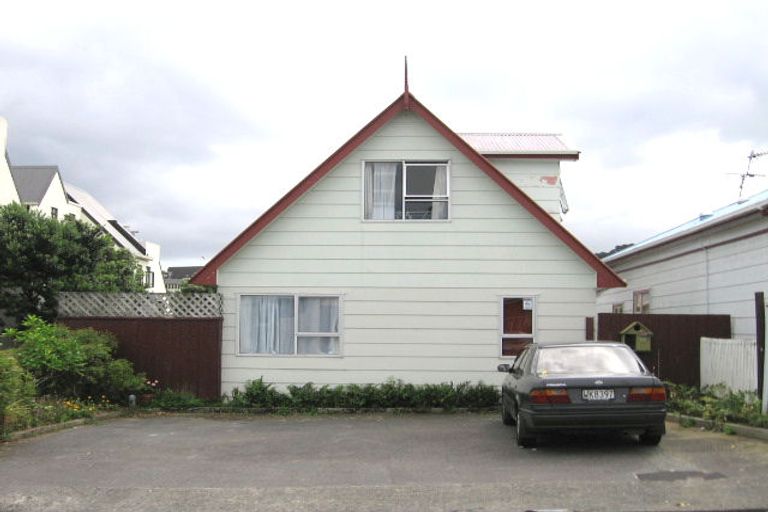 Photo of property in 1/12 Cardall Street, Newtown, Wellington, 6021