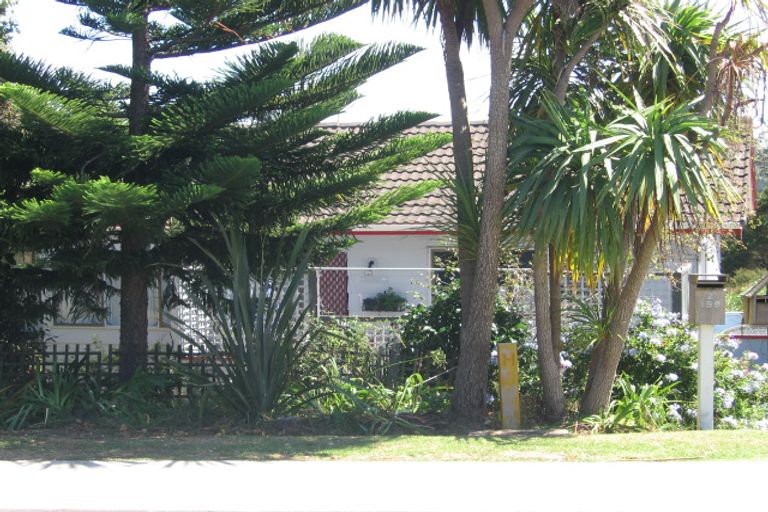 Photo of property in 2/159a Manuka Road, Bayview, Auckland, 0629