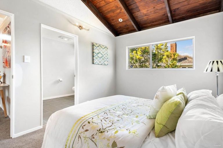 Photo of property in 3/23 Craigbank Avenue, New Lynn, Auckland, 0600