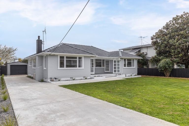 Photo of property in 11 Read Street, Levin, 5510