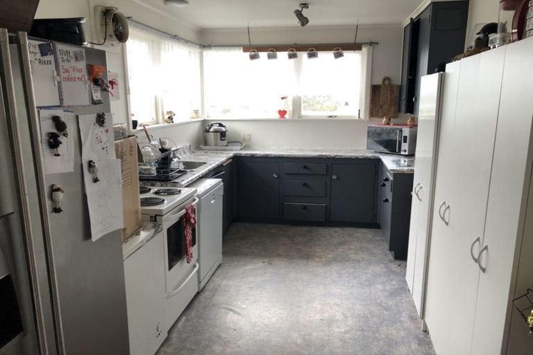 Photo of property in 86 Harrington Road, Henderson, Auckland, 0610