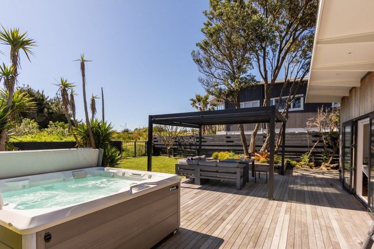 Photo of property in 195a Manly Street, Paraparaumu Beach, Paraparaumu, 5032