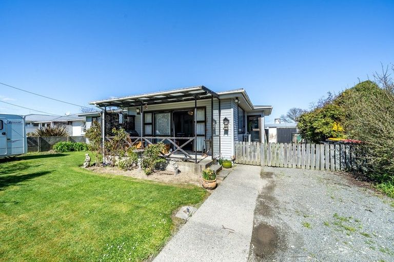 Photo of property in 19 Raglan Street, Wyndham, 9831