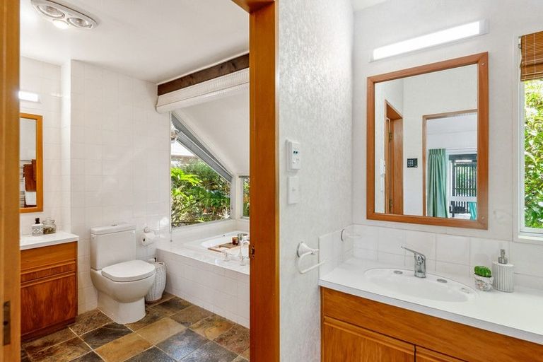 Photo of property in 36-38 Rata Street, Waikanae, 5036