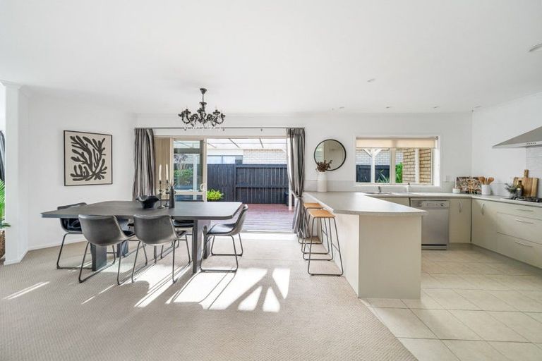 Photo of property in 657 Gloucester Road, Papamoa Beach, Papamoa, 3118