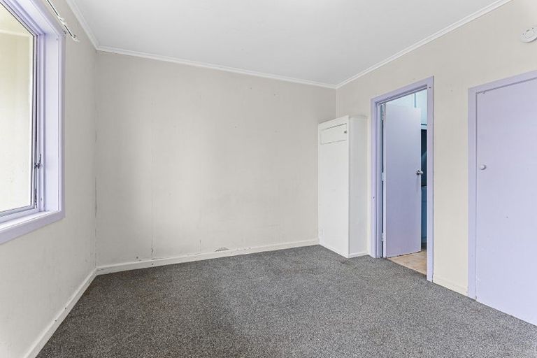 Photo of property in 55 Carrington Street, Lower Vogeltown, New Plymouth, 4310