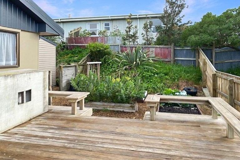Photo of property in 29 Nelson Street, Foxton Beach, Foxton, 4815