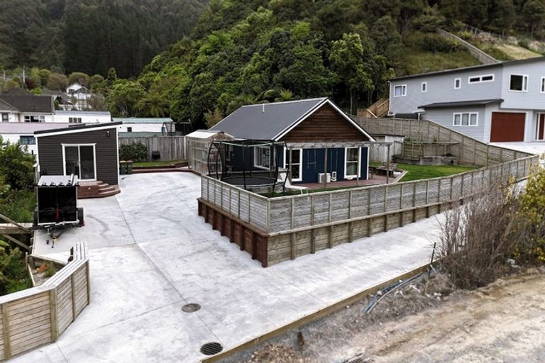 Photo of property in 46b Lees Grove, Wainuiomata, Lower Hutt, 5014