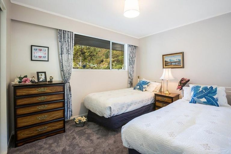 Photo of property in 28 Leeward Drive, Whitby, Porirua, 5024