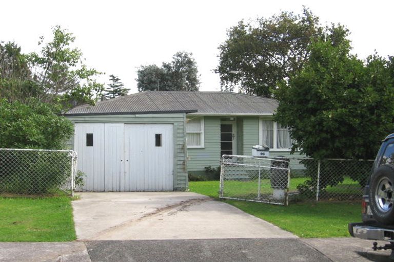 Photo of property in 96 Kervil Avenue, Te Atatu Peninsula, Auckland, 0610