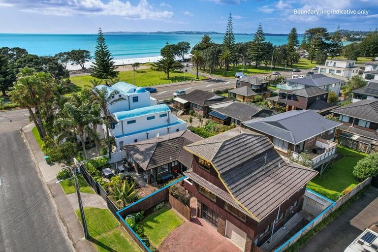 Photo of property in 2 Empire Road, Orewa, 0931