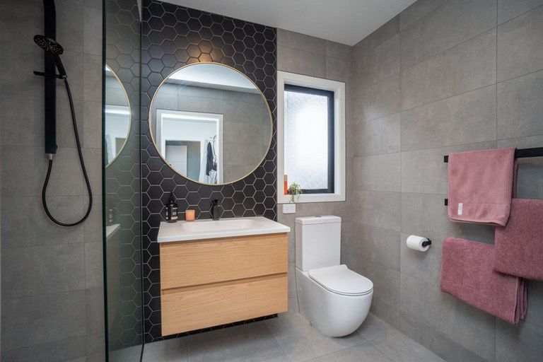 Photo of property in 153 James Line, Kelvin Grove, Palmerston North, 4414