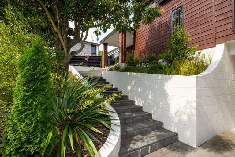 Photo of property in 9 Cumberland Rise, Taradale, Napier, 4112