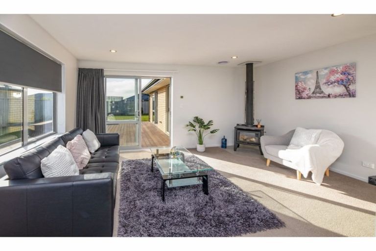 Photo of property in 8 Park Lane, Rolleston, 7614