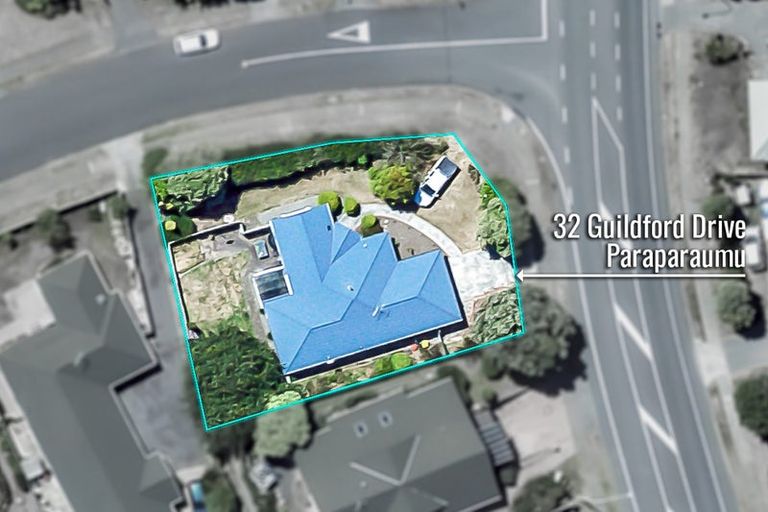 Photo of property in 32 Guildford Drive, Paraparaumu, 5032