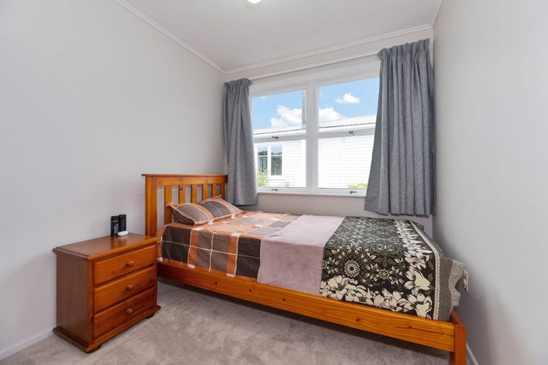 Photo of property in 216a Sturges Road, Henderson, Auckland, 0612
