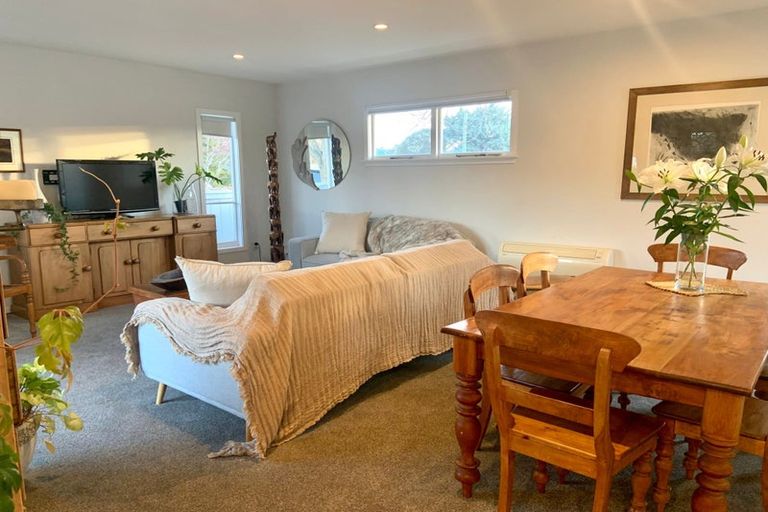 Photo of property in 2 Norwood Street, Beckenham, Christchurch, 8023