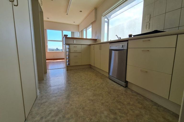 Photo of property in 70 Sunnybrae Road, Hillcrest, Auckland, 0627