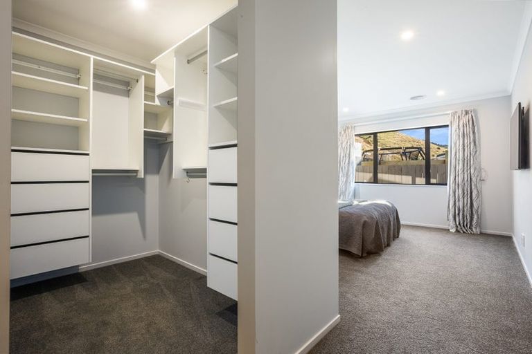 Photo of property in 13 Atherton Terrace, Churton Park, Wellington, 6037