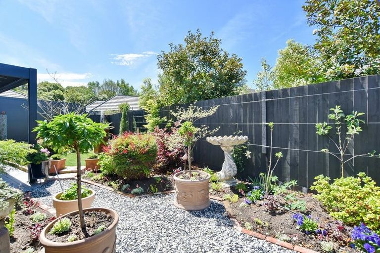 Photo of property in 17f Matawai Close, Rangiora, 7400