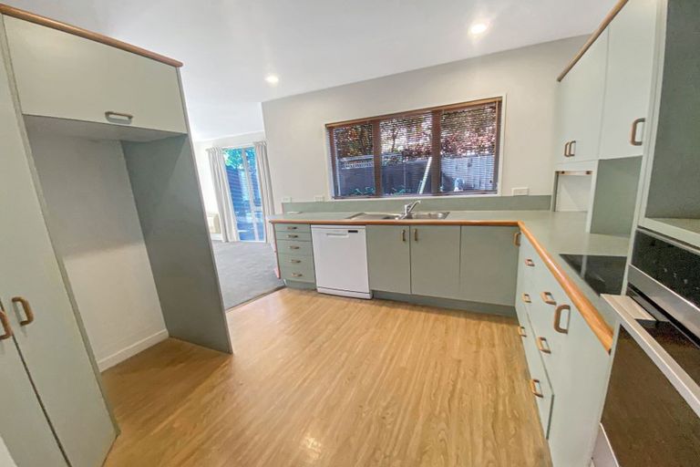 Photo of property in 4/17 Kahu Road, Riccarton, Christchurch, 8041