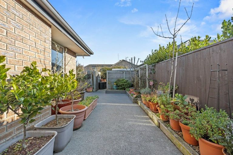 Photo of property in 16c Crown Close, Prebbleton, 7604