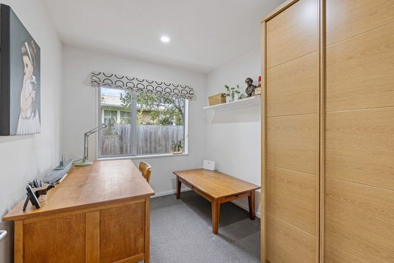 Photo of property in 63d Mackworth Street, Woolston, Christchurch, 8062