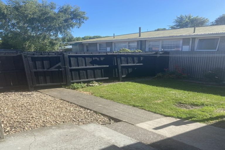 Photo of property in 2/30 Edgeware Road, St Albans, Christchurch, 8014