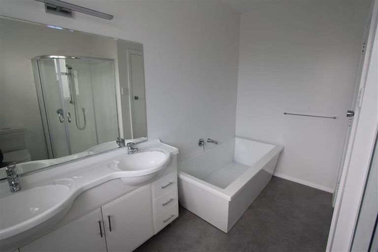 Photo of property in 2a Galway Street, Waterloo, Lower Hutt, 5011