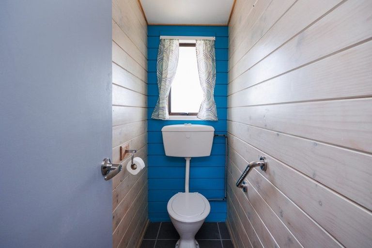 Photo of property in 8 Harding Place, Feilding, 4702