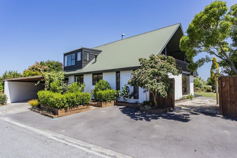 Photo of property in 7 Bankview Place, Amberley, 7410