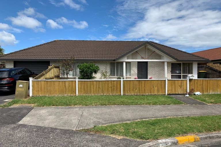 Photo of property in 1/7 Nakhle Place, Manurewa, Auckland, 2105