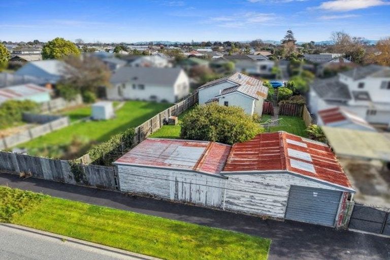 Photo of property in 26 Mackworth Street, Woolston, Christchurch, 8062